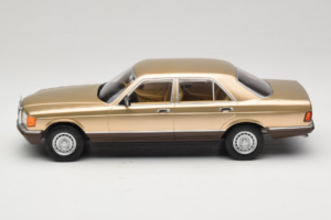 Mercedes S-Class W126 Metallic Beige MCG 1:18 MCG18548 Metall - pilt 3/6