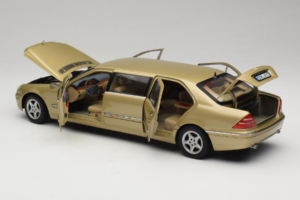 Mercedes S-Class W220 Pullman Gold Metallic Sun Star 1:18 4113 Metall - pilt 5/8