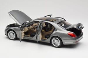 Mercedes S-Class W222 Grey Metallic Norev 1:18 183481 Metall - pilt 5/8