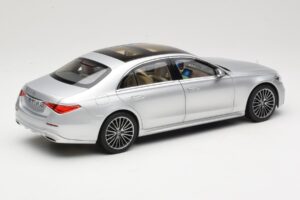 Mercedes S-Class W223 AMG Line Brilliant Silver Norev 1:18 183805 Metall - pilt 3/8