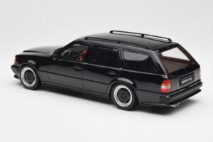 Mercedes 300 TE AMG S124 Must Otto 1:18 OT147 Vaik - pilt 5/6
