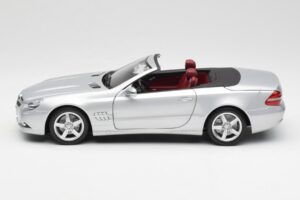 Mercedes SL 500 R230 Kabriolett Iridium Hõbedane Minichamps 1:18 B66962388 Metall - pilt 4/8