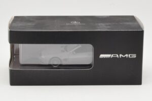 Mercedes SL 55 AMG R230 Hõbedane Minichamps 1:43 B66962347 Metall - pilt 4/4