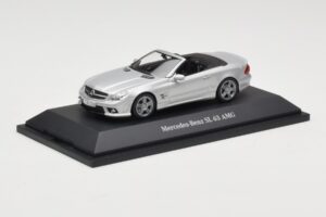 Mercedes SL 63 AMG R230 Silver Metallic Minichamps 1:43 B66960018 Metall - pilt 2/4