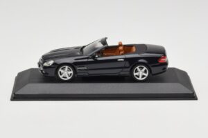 Mercedes SL R230 Must Minichamps 1:43 B66961922 Metall