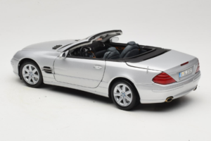 Mercedes SL R129 Hõbedane Minichamps 1:18 B66962133 Metall - pilt 9/10