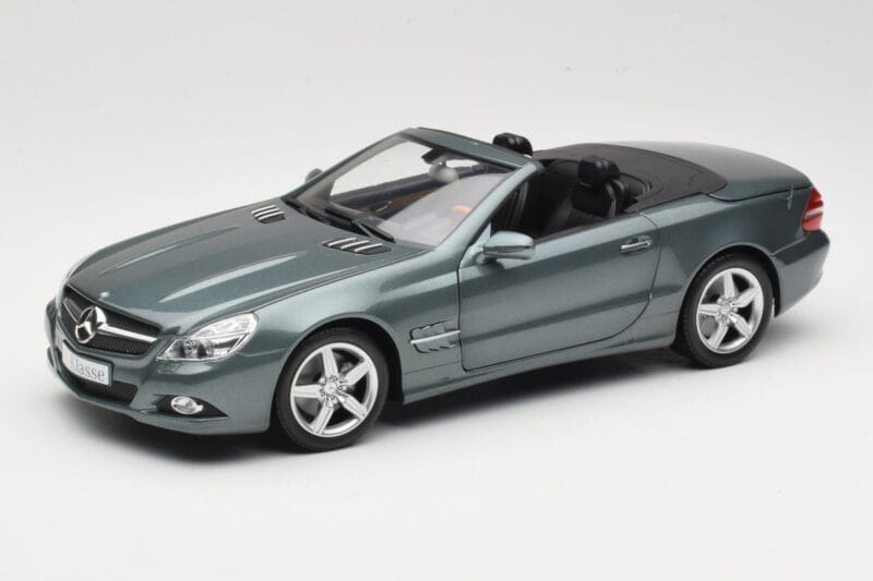 Mercedes SL R230 Amiant Green Minichamps 1:18 B66962389 Metall