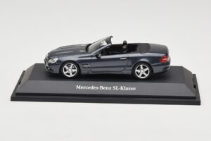 Mercedes SL R230 Tenorit Grey Metallic Minichamps 1:43 B66962392 Metall