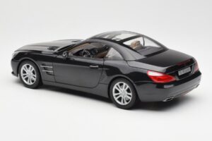 Mercedes SL R231 Magnetite Must Metallik Norev 1:18 B66960107 Metall - pilt 8/9