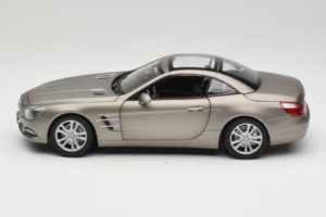Mercedes SL500 R231 Dark Grey Matt Norev 1:18 183590 Metall - pilt 5/9
