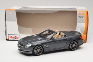 Mercedes SL65 AMG Black Series R230 Matte Black Maisto 1:18 36198 Metall - pilt 8/8