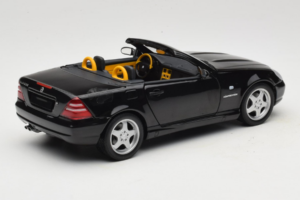 Mercedes SLK R170 230 AMG Must Minichamps 1:18 B66960004 Metall - pilt 3/9