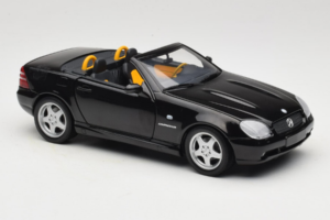 Mercedes SLK R170 230 AMG Must Minichamps 1:18 B66960004 Metall - pilt 7/9