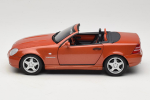 Mercedes SLK R170 230 AMG Orange Metallic Minichamps 1:18 B66005227 Metall - pilt 4/9