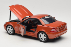 Mercedes SLK R170 230 AMG Orange Metallic Minichamps 1:18 B66005227 Metall - pilt 6/9