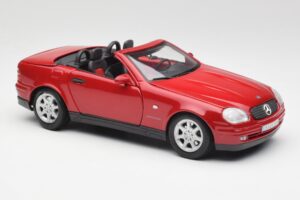 Mercedes SLK 230 R170 Punane Maisto 1:18 56023 Metall - pilt 7/9