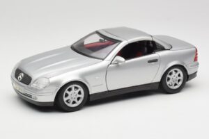 Mercedes SLK R170 Roadster Hõbe Maisto 1:18 31674 Metall