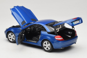 Mercedes SLK R171 Blue Metallic Minichamps 1:18 100033131 Metall - pilt 8/11