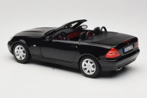 Mercedes SLK200 R170 Must Norev 1:18 B66040714 Metall - pilt 8/9