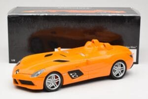 Mercedes SLR McLaren C199 Stirling Moss AMG Solarbeam Metallic Minichamps 1:18 100038400 Metall - pilt 8/8