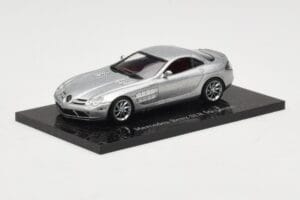 Mercedes SLR McLaren Crystal Silver Minichamps 1:43 B66961974 Metall - pilt 2/4