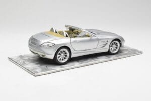 Mercedes SLR Vision Roadster Liquid Hõbe Maisto 1:18 B66963208 Metall - pilt 3/8