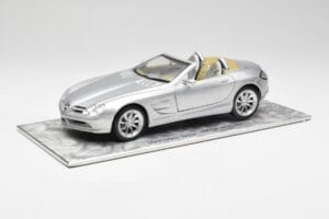 Mercedes SLR Vision Roadster Liquid Hõbe Maisto 1:18 B66963208 Metall