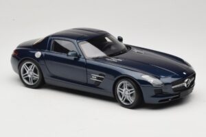 Mercedes SLS AMG C197 Blue Metallic Minichamps 1:18 100039021 Metall - pilt 6/8