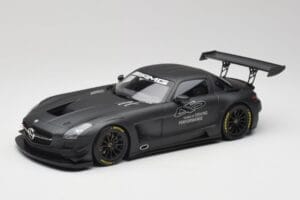 Mercedes AMG SLS C197 GT3 45 Aastat Driving Performance Minichamps 1:18 151133100 Metall