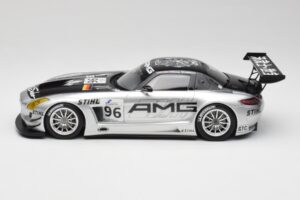 Mercedes AMG SLS C197 GT3 Team AMG China #96 M. Hakkinen / C. Cheng Zhuhai 6th 2011 Minichamps 1:18 151113196 Metall - pilt 3/6