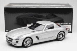 Mercedes SLS AMG C197 Iridium Hõbedane Minichamps 1:18 100039026 Metall - pilt 8/8