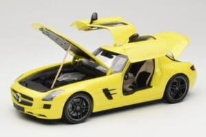 Mercedes SLS AMG C197 Kollane Minichamps 1:18 100039022 Metall - pilt 2/8