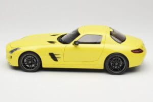 Mercedes SLS AMG C197 Kollane Minichamps 1:18 100039022 Metall - pilt 4/8
