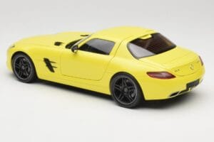 Mercedes SLS AMG C197 Kollane Minichamps 1:18 100039022 Metall - pilt 7/8