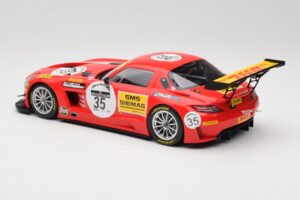 Mercedes SLS AMG GT3 #35 T. Heyer / T. Jager 24 Hours of Spa 2011 Minichamps 1:18 B66960196 Metall - pilt 5/6
