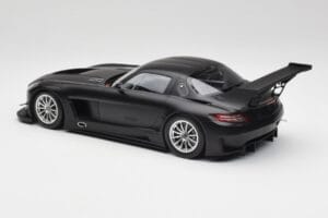 Mercedes SLS AMG GT3 C197 Street Matt Must Minichamps 1:18 151113101 Metall - pilt 5/6
