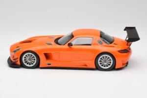 Mercedes SLS AMG GT3 C197 Street Oranž Minichamps 1:18 151113105 Metall - pilt 3/6