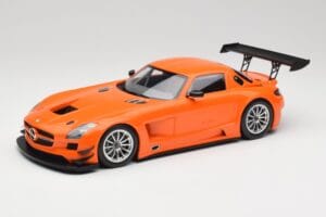 Mercedes SLS AMG GT3 C197 Street Oranž Minichamps 1:18 151113105 Metall