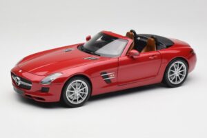 Mercedes SLS AMG R197 Roadster Le Mans Punane Minichamps 1:18 100039030 Metall