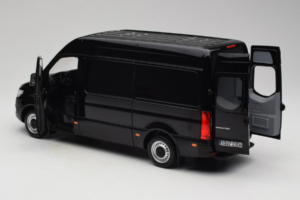 Mercedes Sprinter Must Norev 1:18 183041 Metall - pilt 5/8