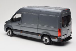 Mercedes Sprinter W907 Kaubik Selenite Grey Metallic Norev 1:18 B66004163 Metall - pilt 7/8
