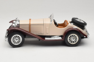Mercedes SSK Beež & Tumepunane Bburago 1:18 3009-M4 Metall - pilt 3/6