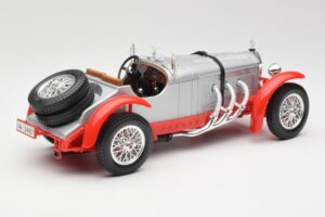 Mercedes SSK Hõbedane & Punane Bburago 1:18 3009-M2 Metall - pilt 2/6