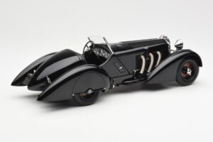 Mercedes SSK Trossi The Black Prince CMC 1:18 M-225 Metall - pilt 2/6