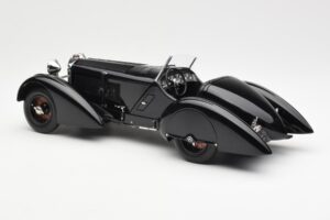 Mercedes SSK Trossi The Black Prince CMC 1:18 M-225 Metall - pilt 5/6
