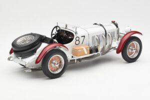 Mercedes SSKL R. Caracciola / W. Sebastian Mille Miglia Winner 1931 CMC 1:18 M-055 Metall - pilt 2/6