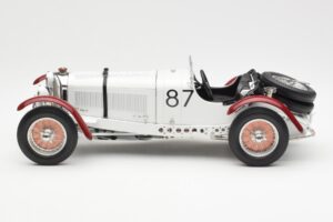Mercedes SSKL R. Caracciola / W. Sebastian Mille Miglia Winner 1931 CMC 1:18 M-055 Metall - pilt 3/6