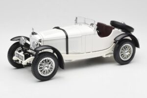 Mercedes SSKL Valge Bburago 1:18 3002 Metall