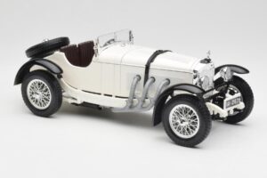 Mercedes SSKL Valge Bburago 1:18 3002 Metall - pilt 6/8