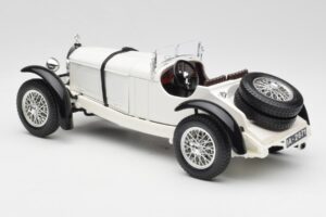 Mercedes SSKL Valge Bburago 1:18 3002 Metall - pilt 7/8